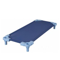 Couchette plastique empilable - 134 x 56 cm - bleu